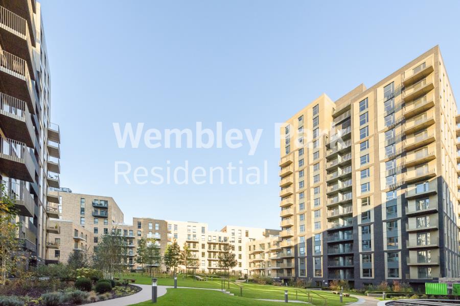 Flat Engineers Way in Greater London