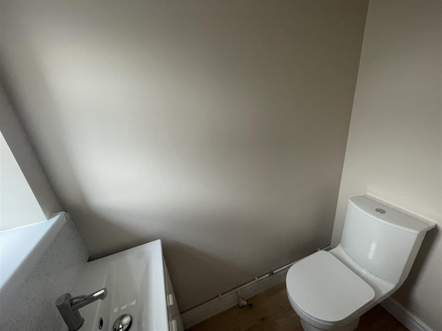 House Waterloo Road in Llandybie
