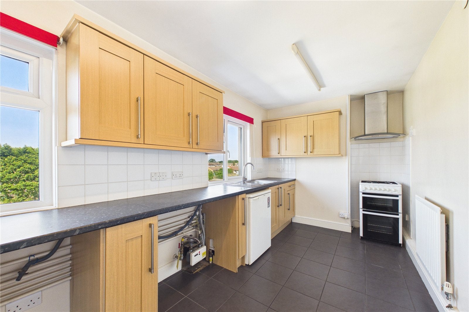 Flat The Meadway in Reading