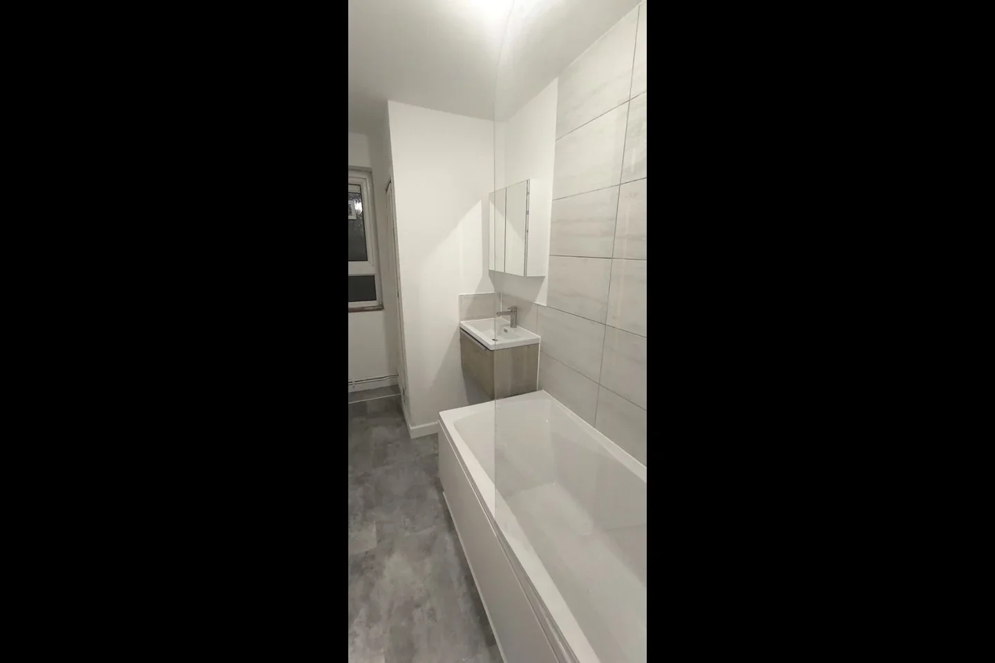 Room St Benards Close in Greater London