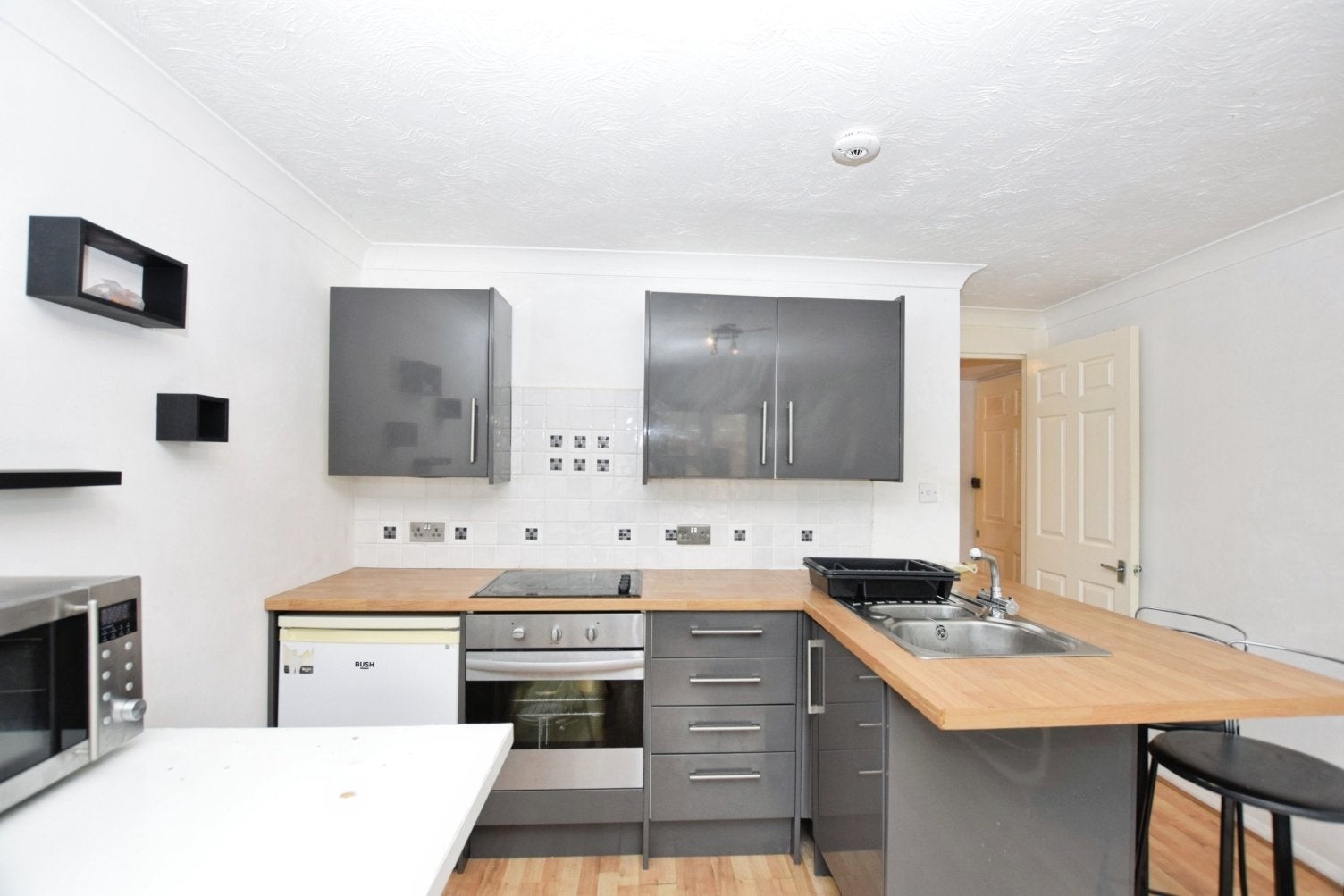 Flat Welsford Street in Greater London