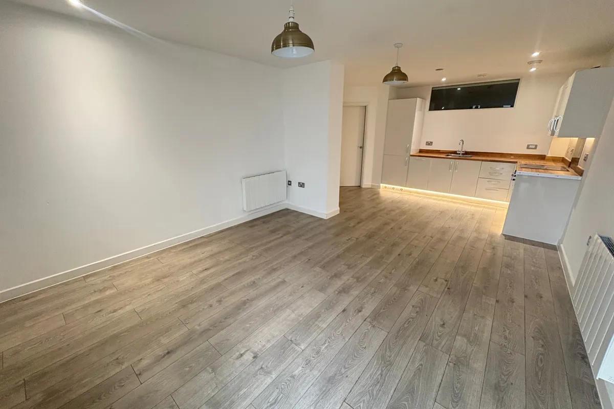 Flat Edinburgh Way in Harlow