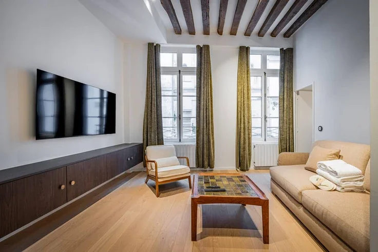 Appartement Rue Saint-Séverin à Paris