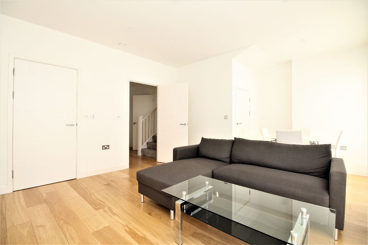 House Bristol Walk in Greater London