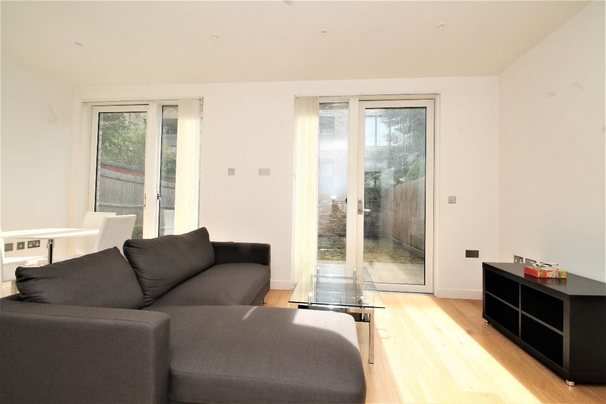 House Bristol Walk in Greater London