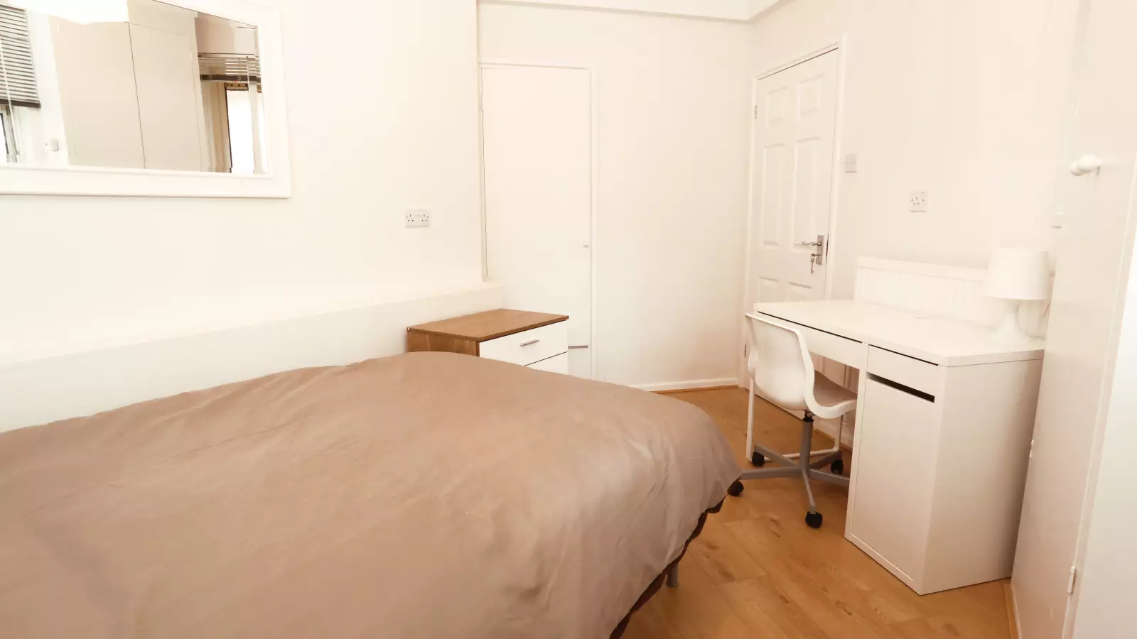 Room Blackwall Tunnel Northern Approach in Greater London