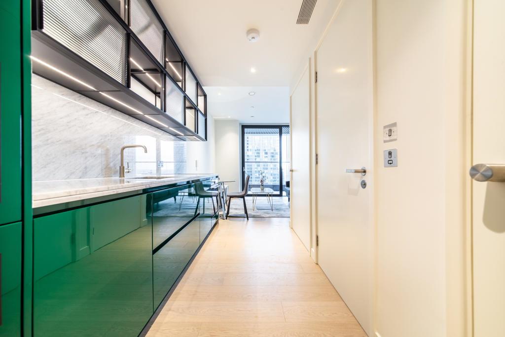 Flat Burdett Road in Greater London