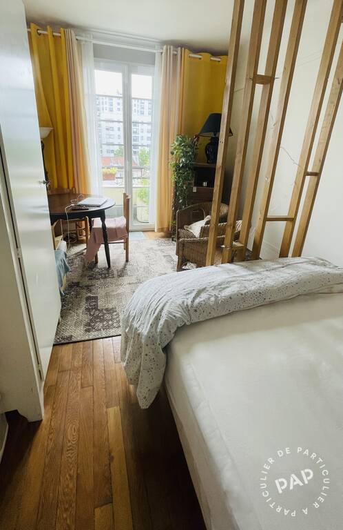 Chambre Rue des Pyrénées à Paris
