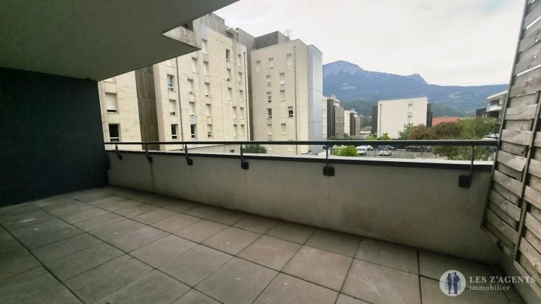 Appartement Rue Du Général De Gaulle à Vizille