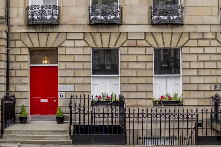 Flat Torphichen Street in City of Edinburgh