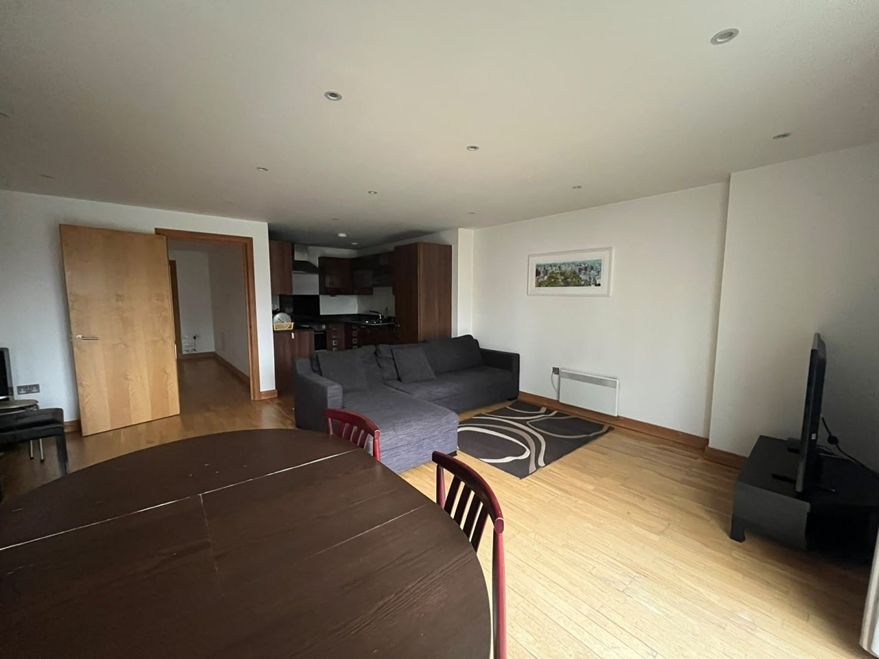 Flat Burdett Road in Greater London