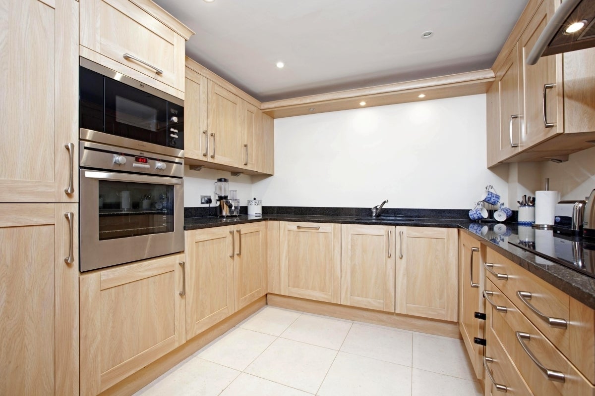 Flat Linkside in Maidenhead