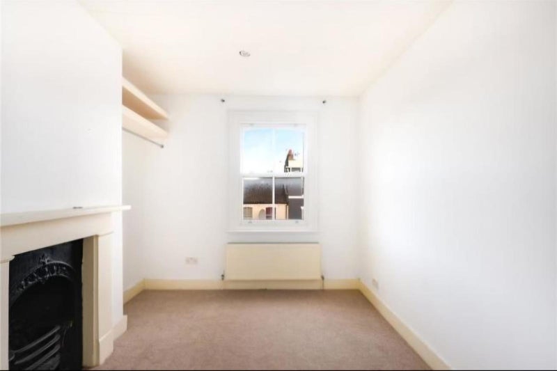 Room Stoke Newington Road in Greater London