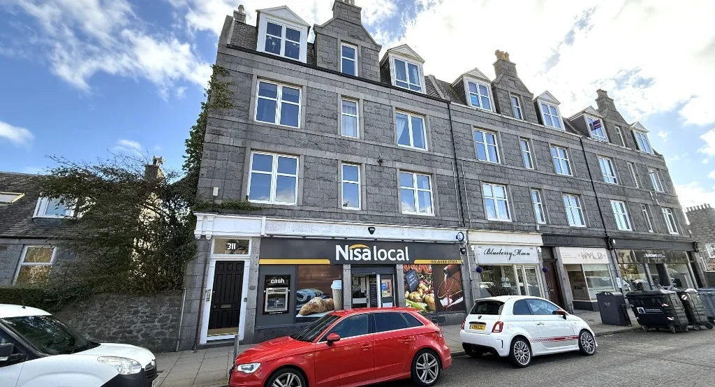 Flat Holburn Street in Aberdeen City