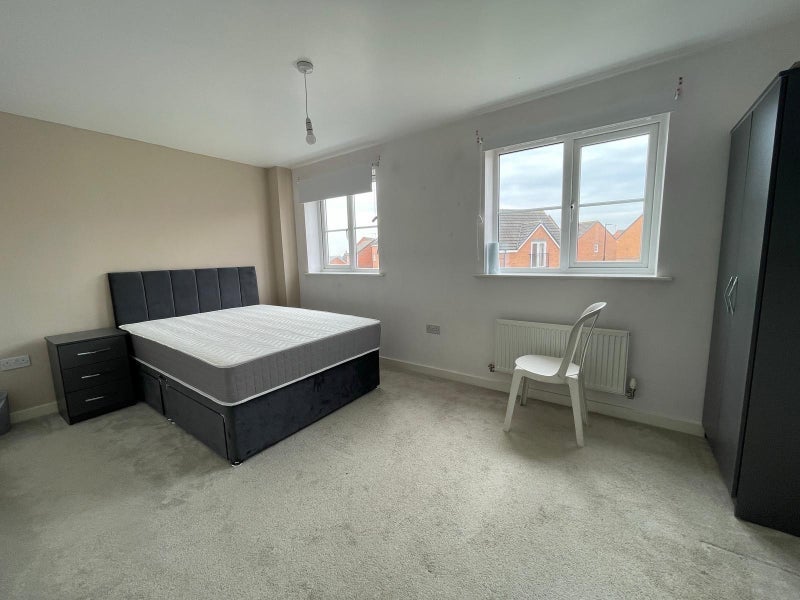 Room Birstall Meadow Road in Charnwood