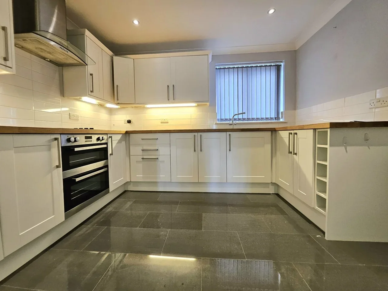 House Sawtry Close in Luton