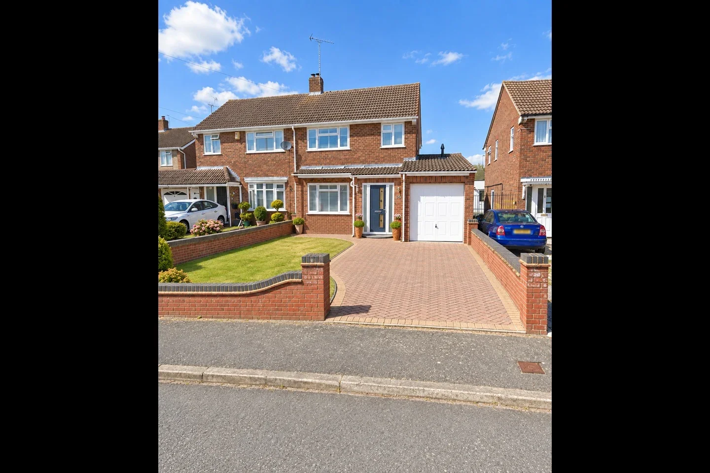 House Sawtry Close in Luton