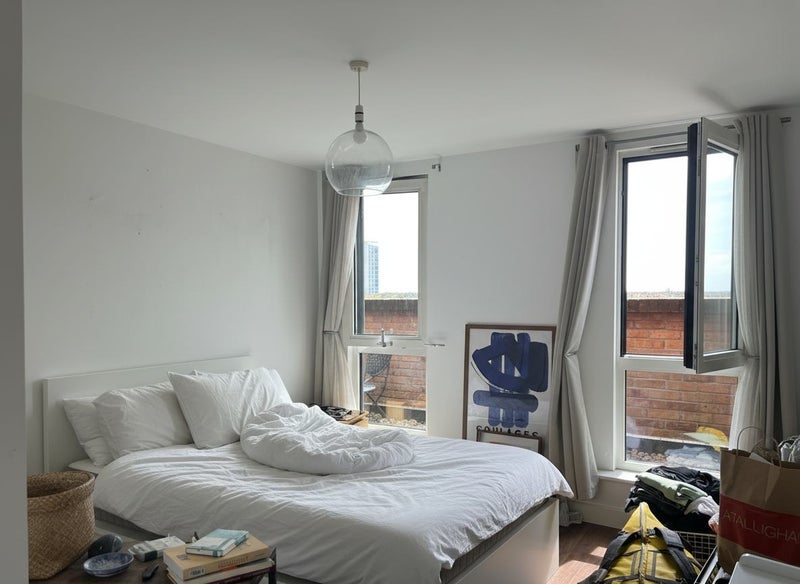 Room Dalston Square in Greater London