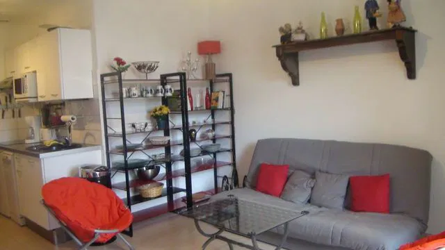 Flat Avenue Philippe de Girard in Apt
