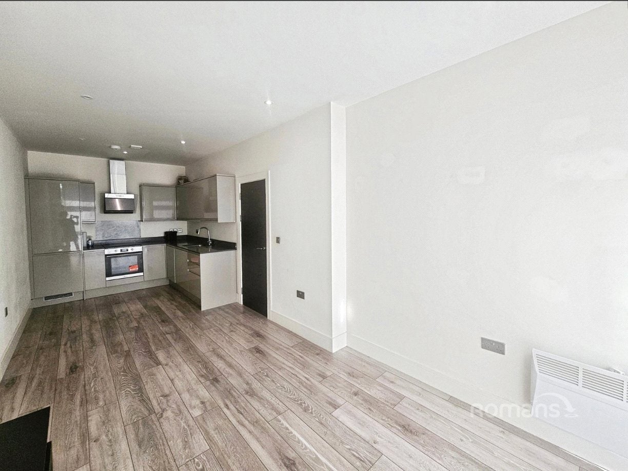 Flat Farnham Road in Slough