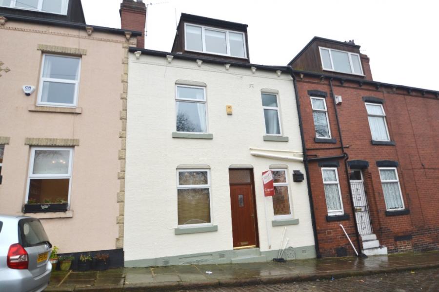 House Vicarage Terrace in Leeds