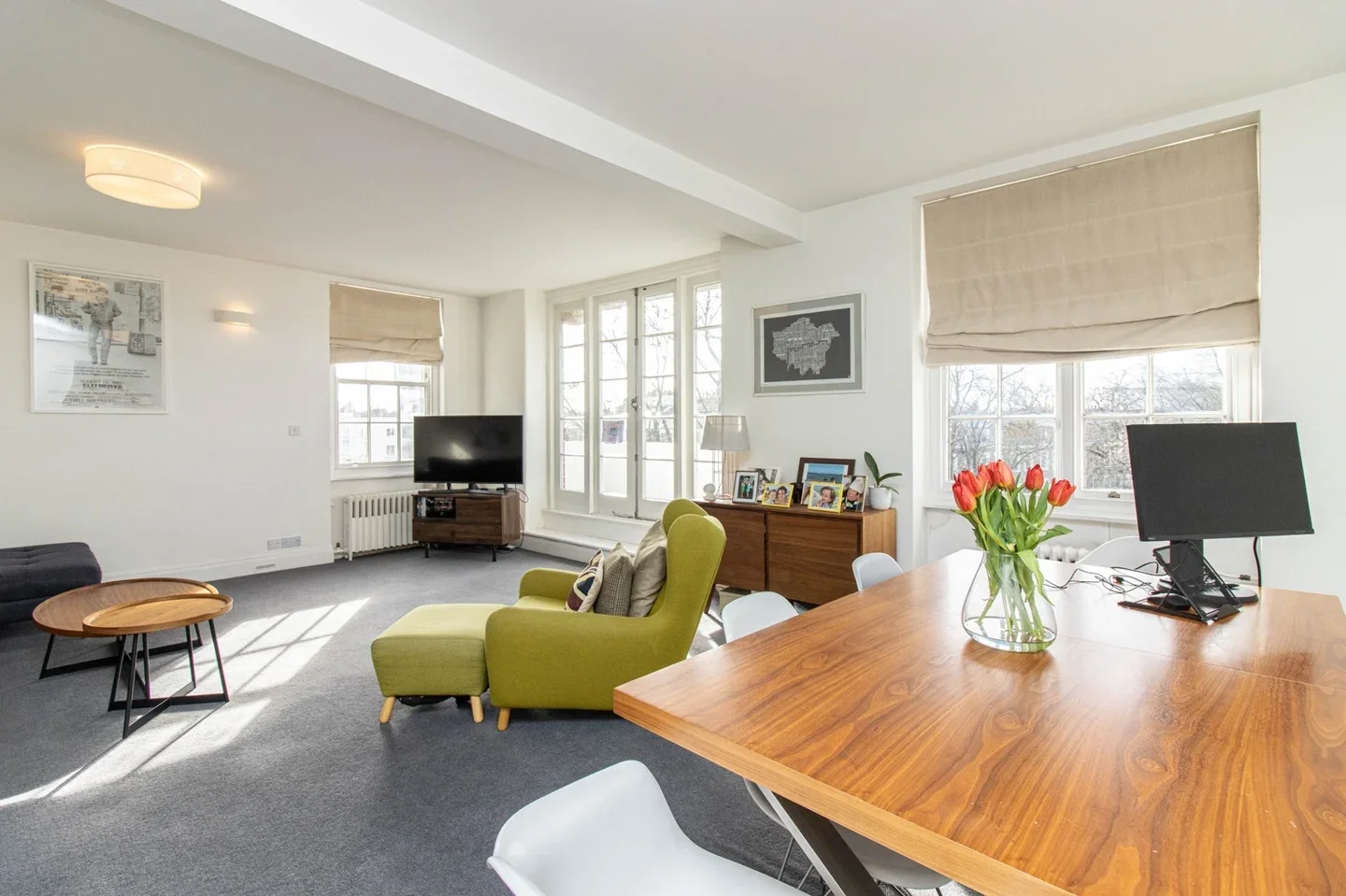 Flat Kensington Park Road in Greater London
