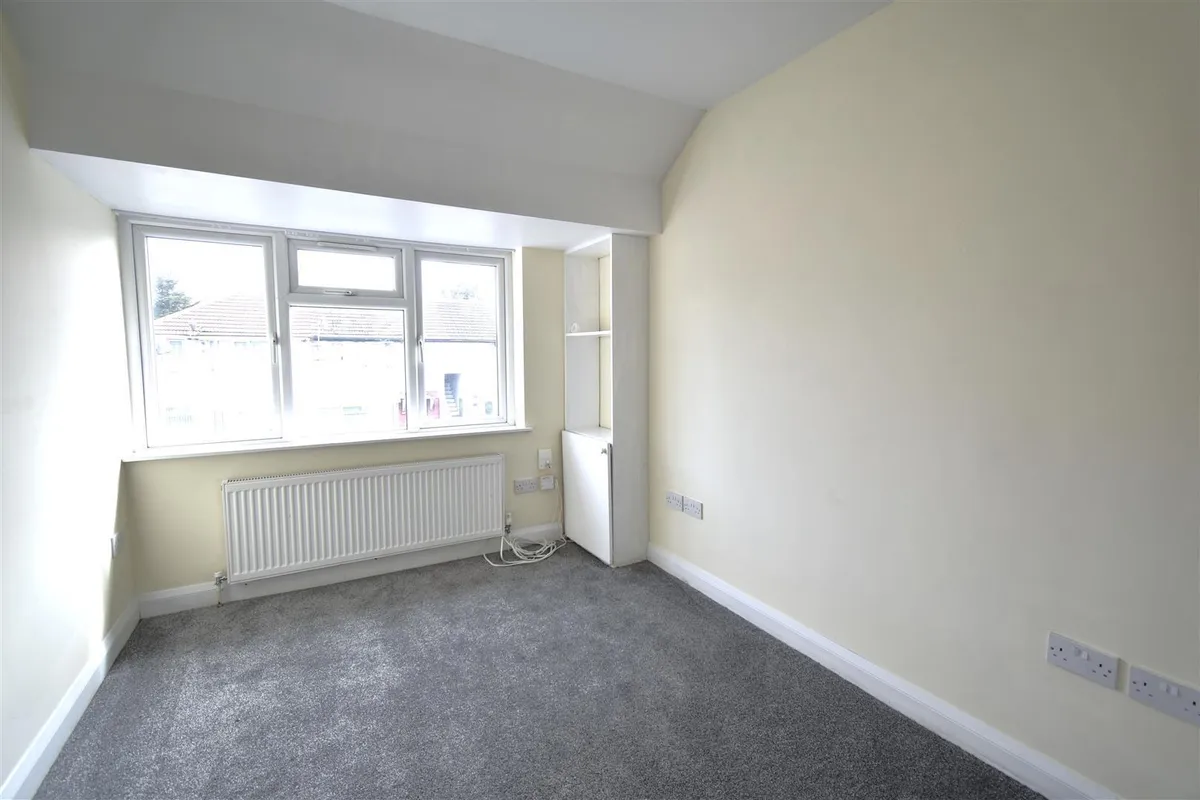 Flat Stafford Avenue in Slough