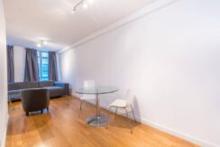 Flat Warren Street in Greater London