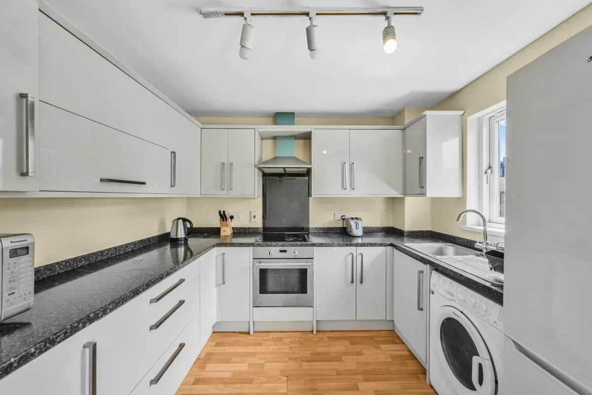 Flat Whitechapel Road in Greater London