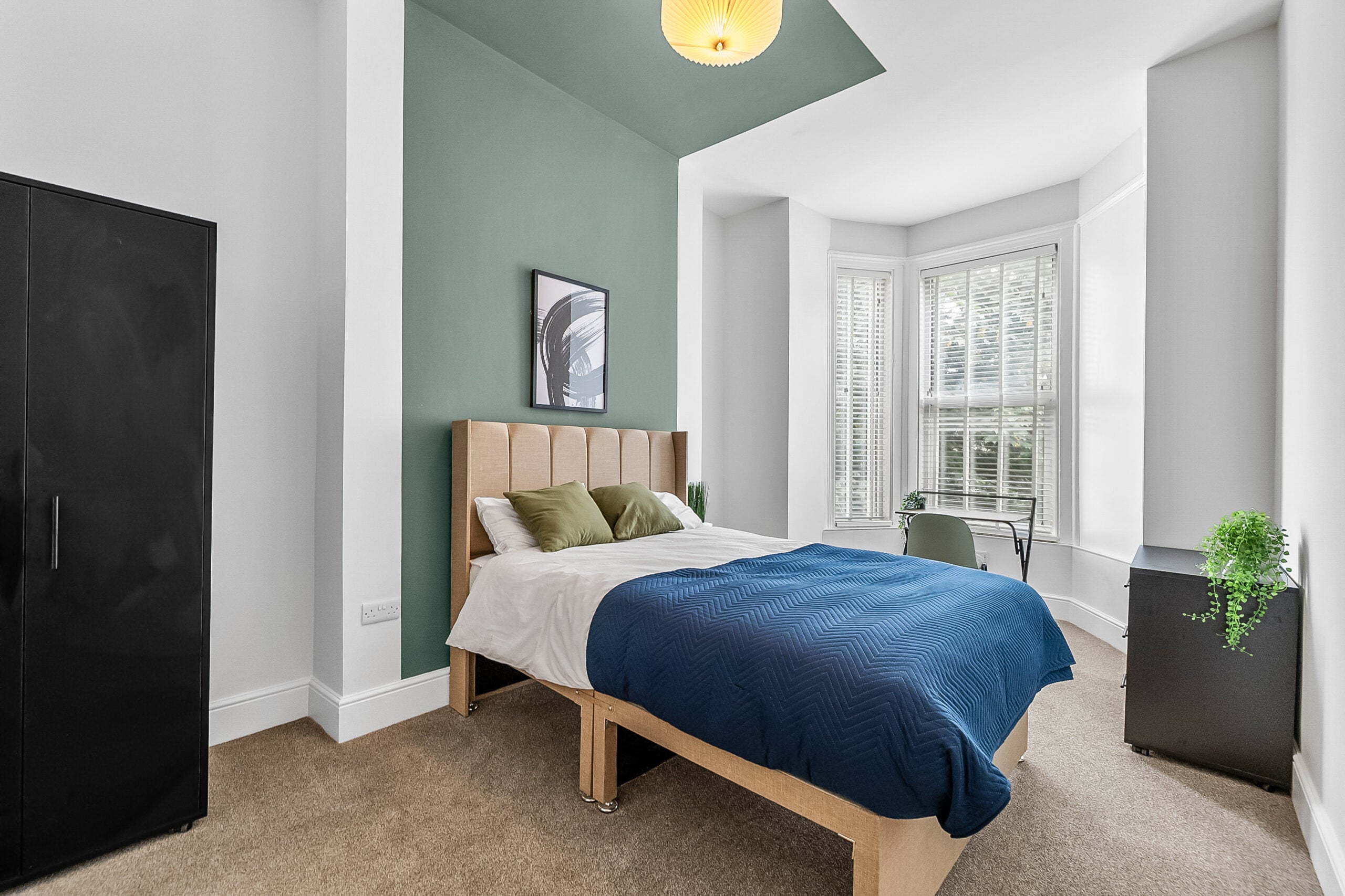 Room North Road in Durham