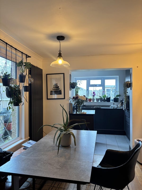 Room Homesdale Road in Greater London