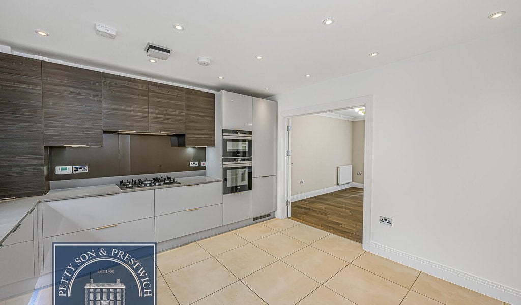 House New Mossford Way in Greater London
