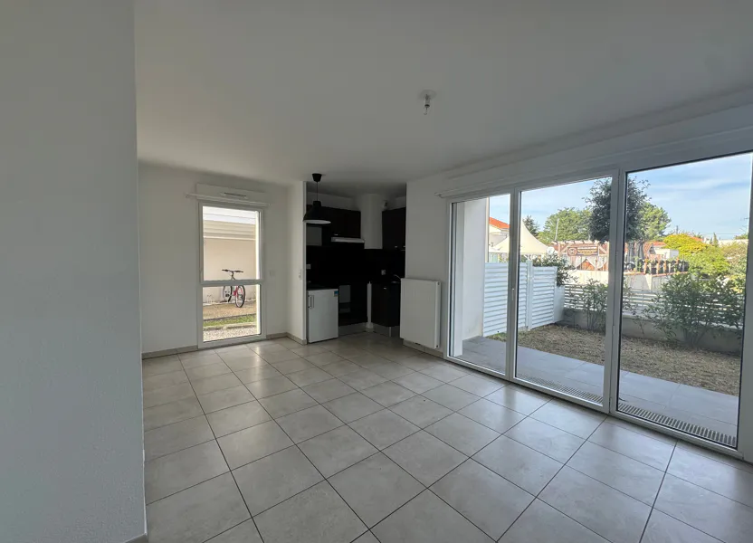 Appartement Rue Paul Claudel à Saint-Médard-en-Jalles