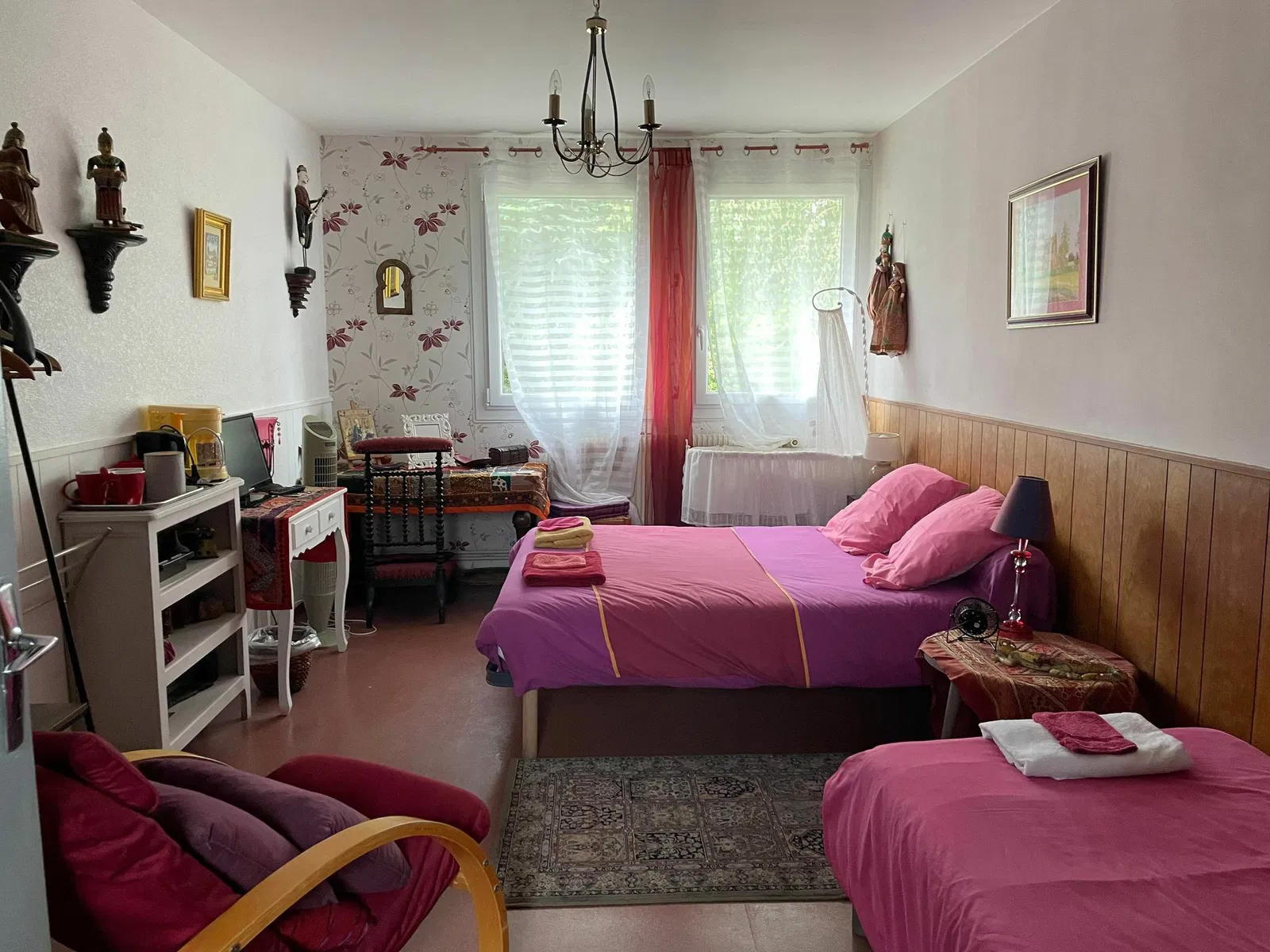 Room Rue du 8 Mai 1945 in Paray-le-Monial