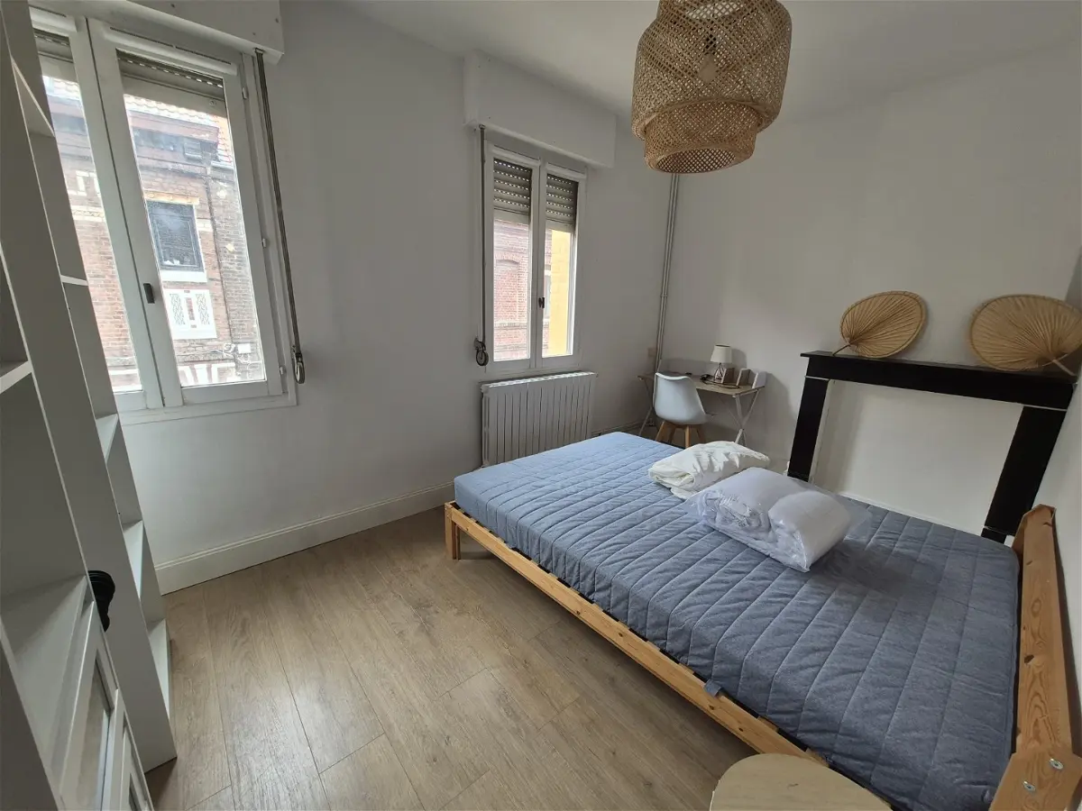Room Rue Gambetta in Valenciennes