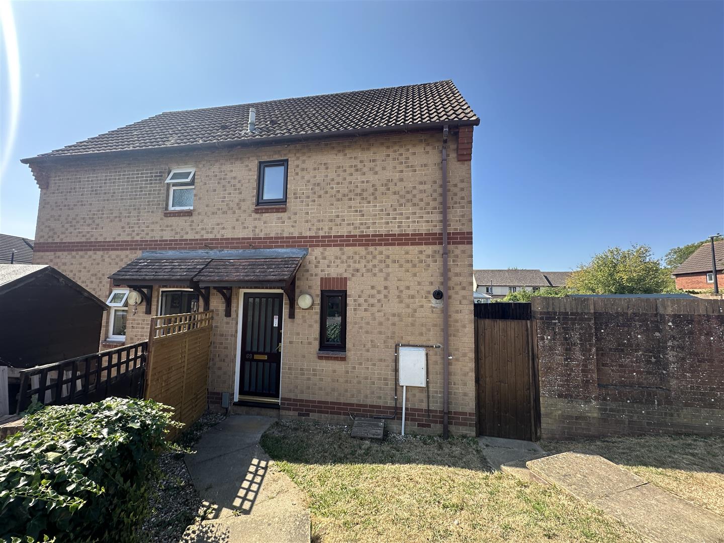 House Hawthorn Crescent in Yatton