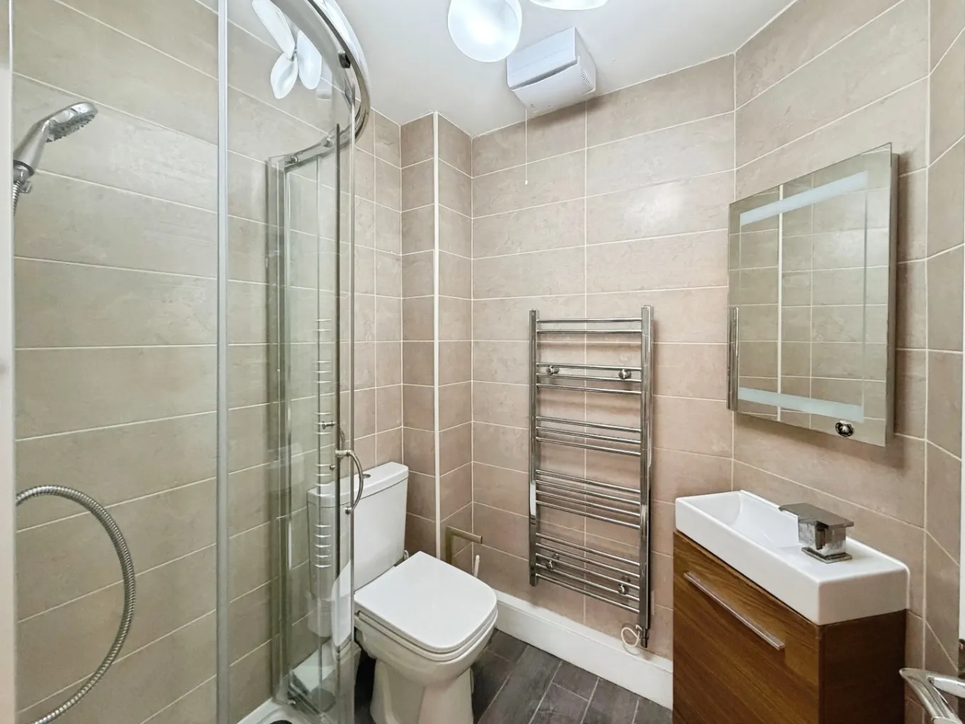 Flat Chippenham Mews in London