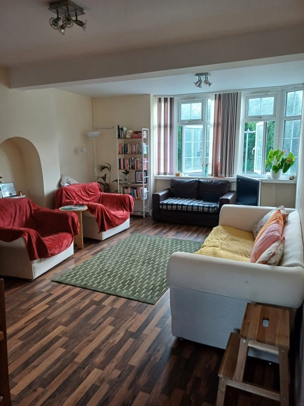 Room Weymoor Road in Birmingham