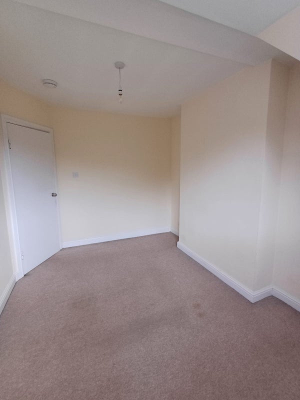 Room Weymoor Road in Birmingham