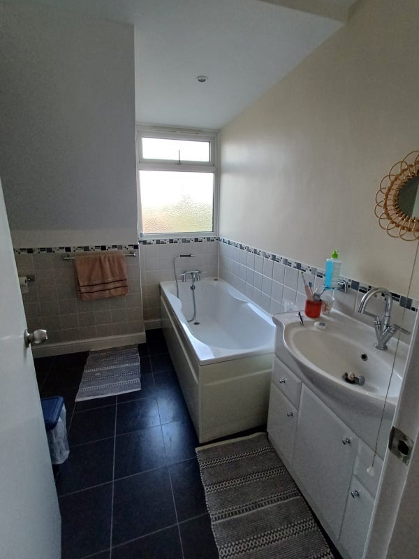 Room Weymoor Road in Birmingham