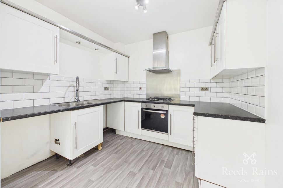 House Clayton Avenue in Manchester