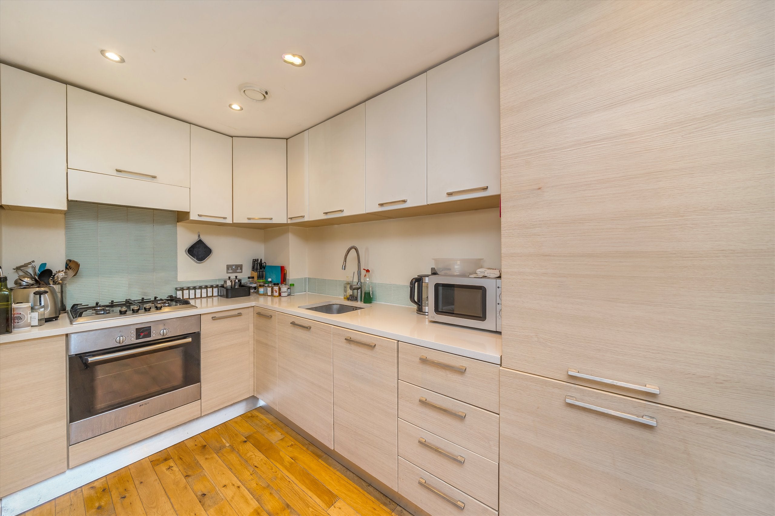 Flat Augustus Road in Greater London