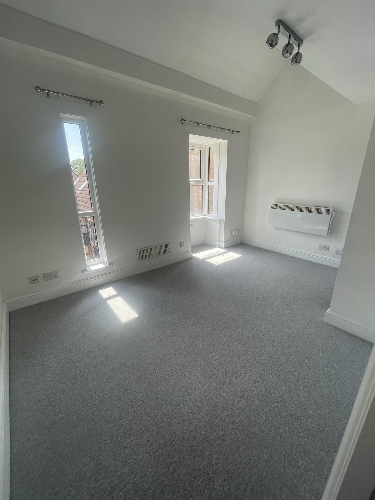 Flat Pilgrims Close in Greater London