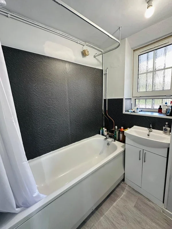 Room Boyd Street in Greater London