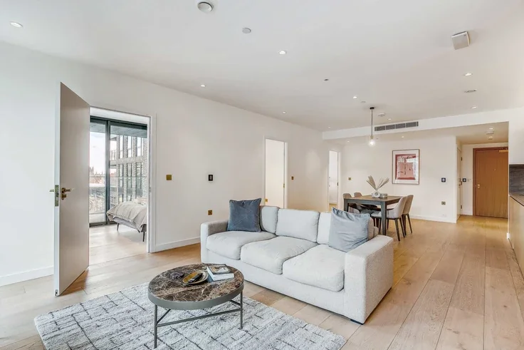 Flat Camley Street in Greater London