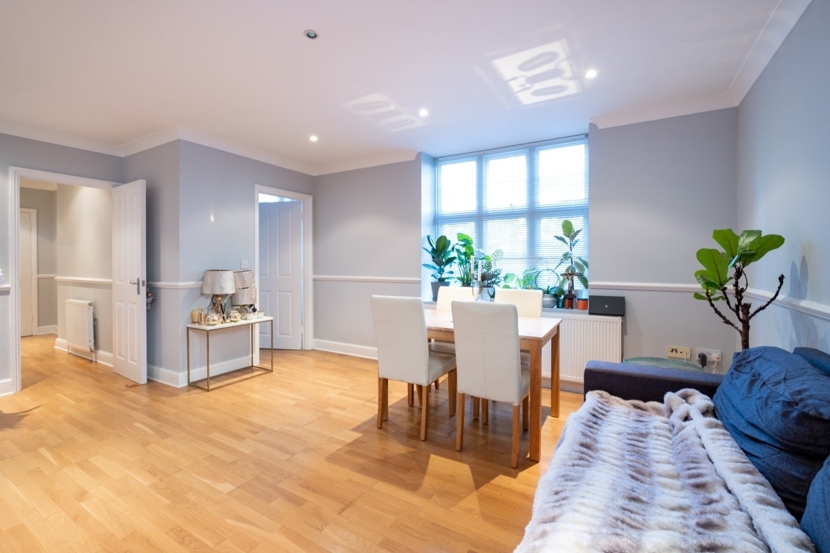 Flat West Hill in Greater London