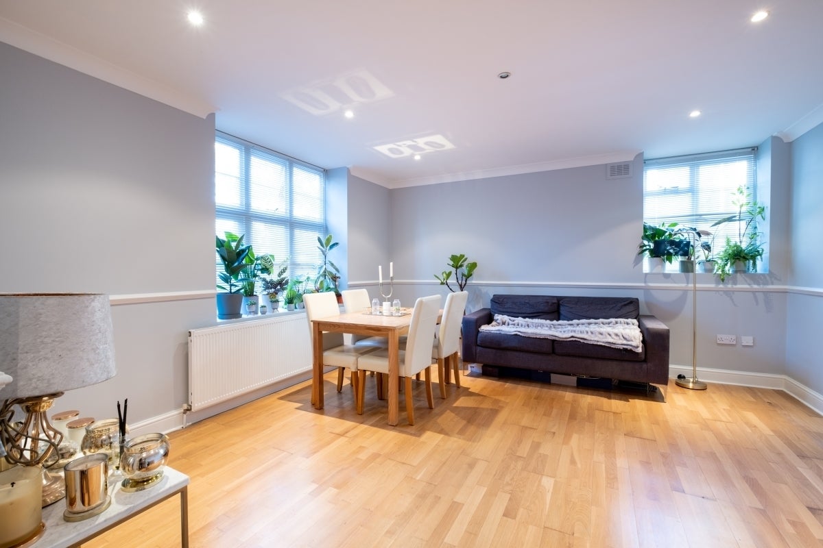 Flat West Hill in Greater London