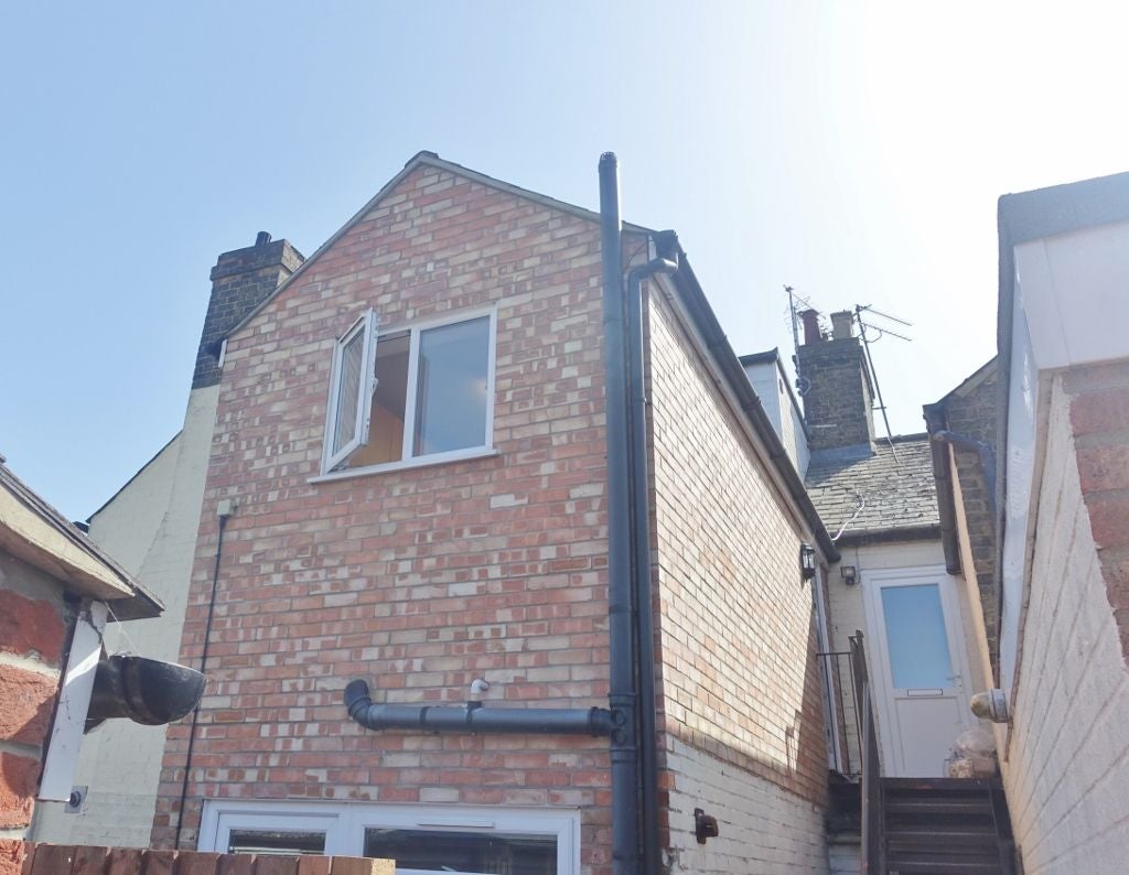 Flat Exning Road in West Suffolk