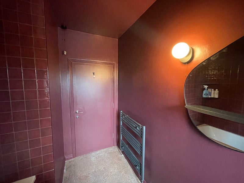Room Daintry Way in Greater London