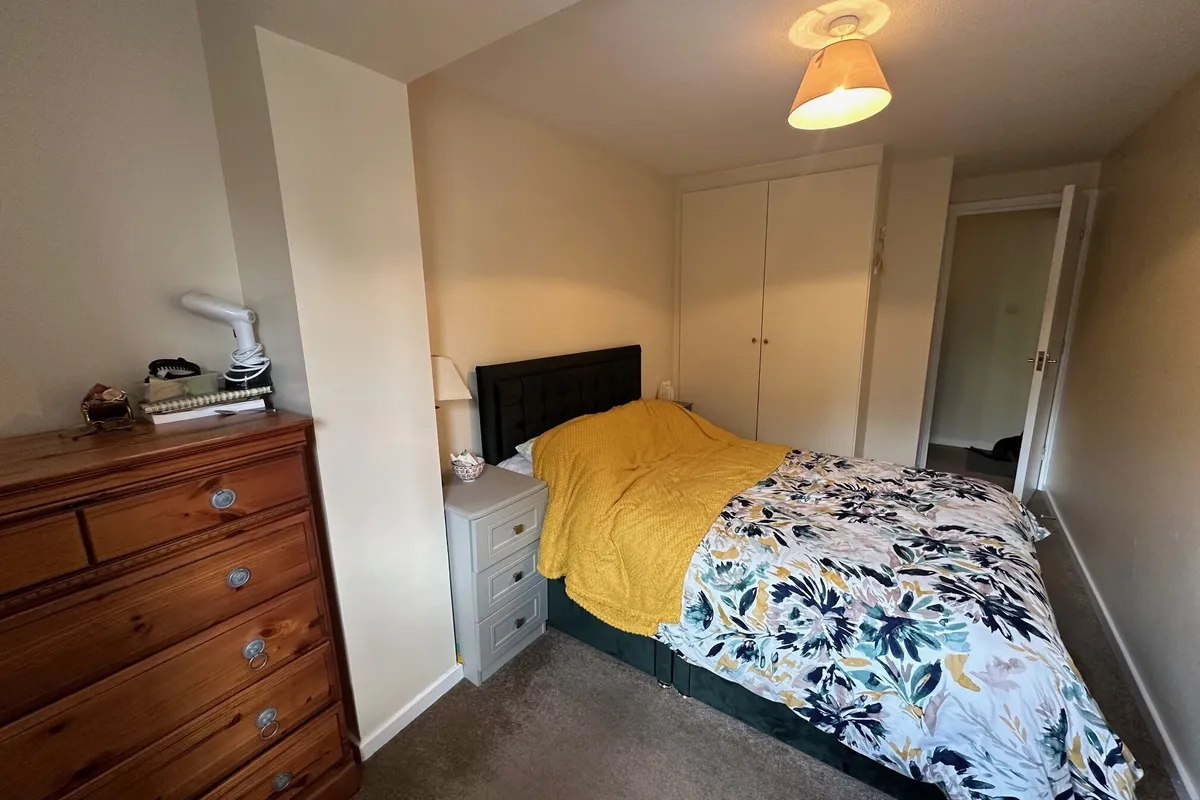 Flat Eleanor Way in Waltham Cross